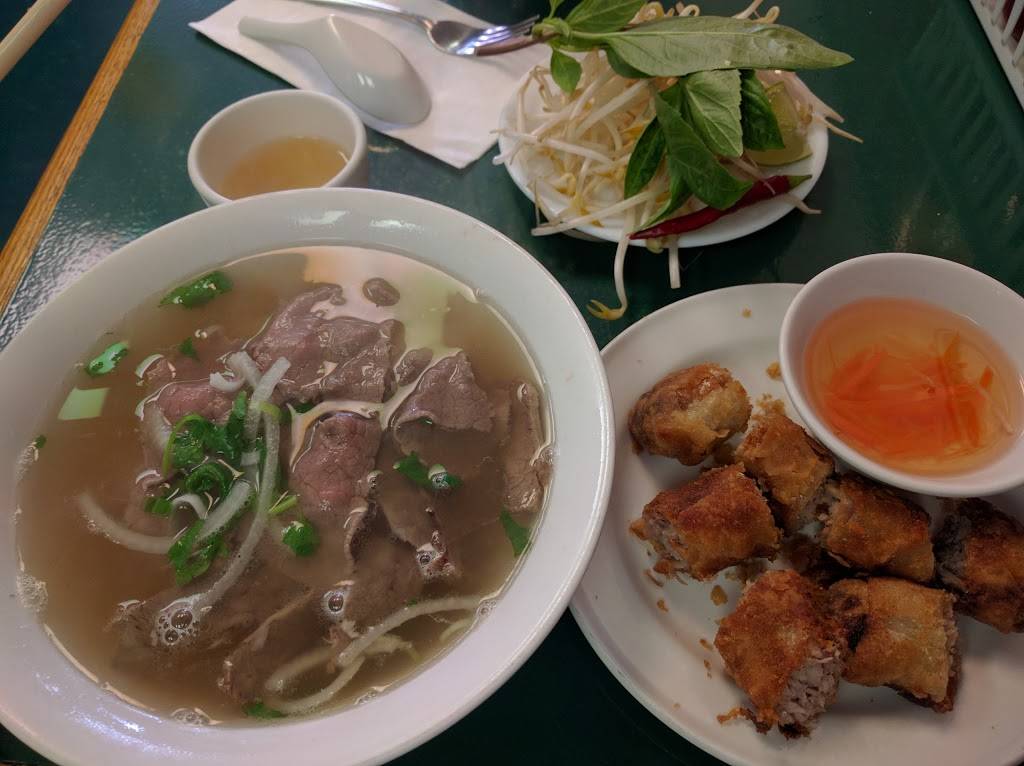 Pho Viet Nam Restaurant | restaurant | 14 Main St S, Brampton, ON L6W 2C3, Canada | 9054529332 OR +1 905-452-9332