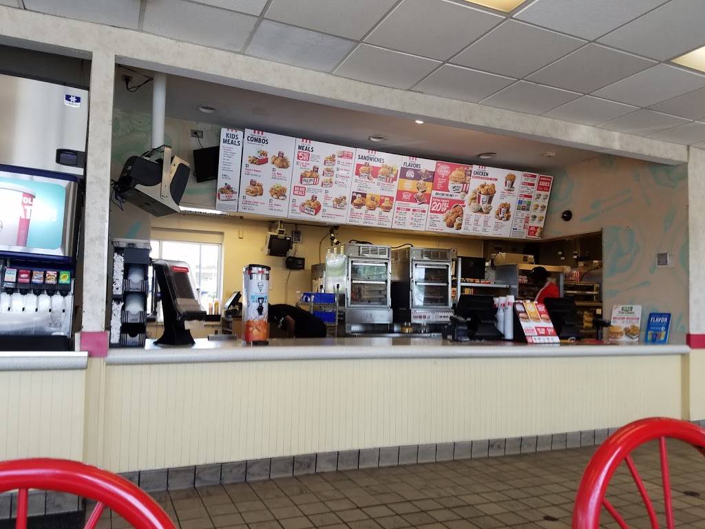 KFC | restaurant | 6101 Greenbelt Rd, Berwyn Heights, MD 20740, USA | 3014749664 OR +1 301-474-9664