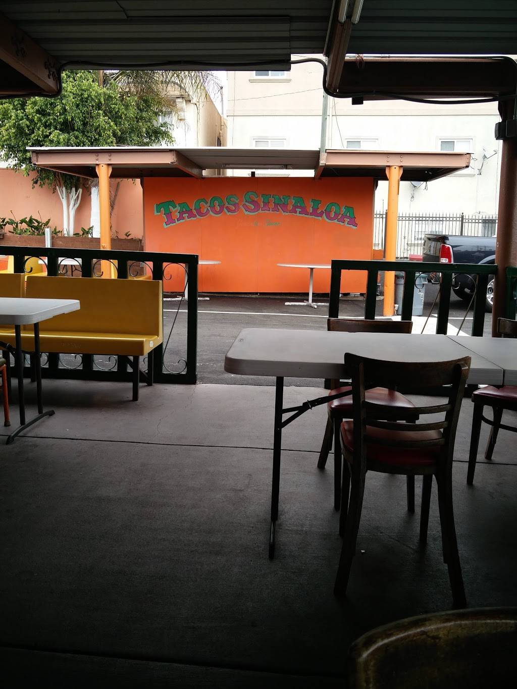 Taqueria Sinaloa | restaurant | 2138 International Blvd, Oakland, CA 94606, USA | 5105351206 OR +1 510-535-1206