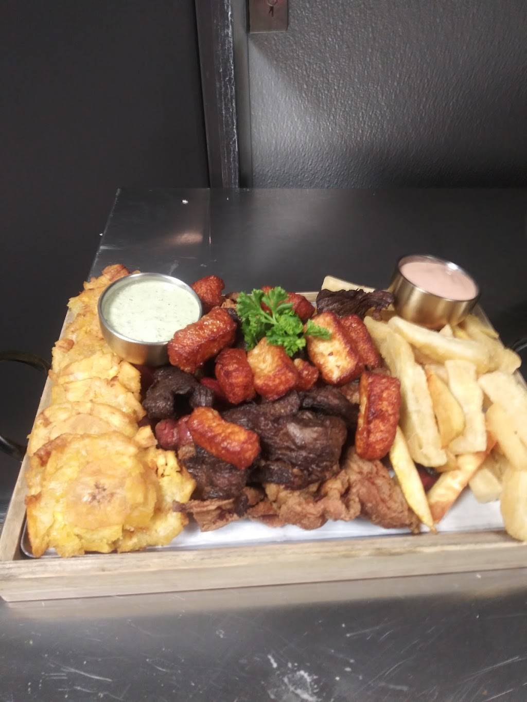 809 Cuisine | restaurant | 5791 SW 137th Ave, Miami, FL 33183, USA | 3053920370 OR +1 305-392-0370