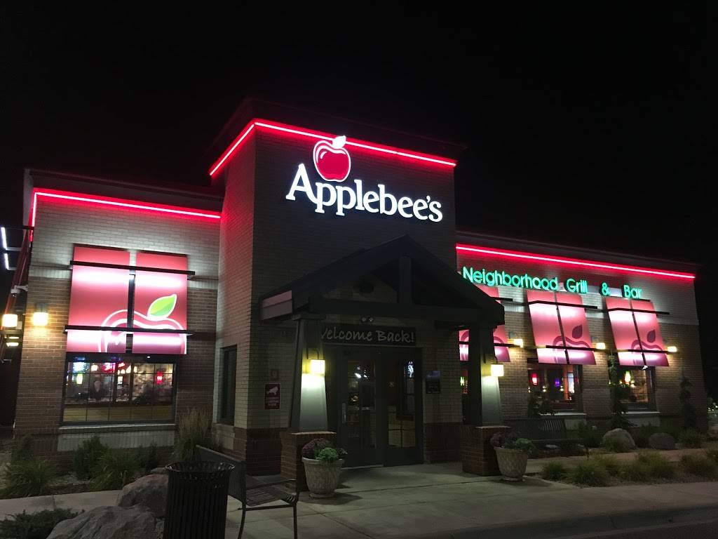Applebees Grill + Bar | restaurant | 1753 S Robert St, West St Paul, MN 55118, USA | 6514570530 OR +1 651-457-0530