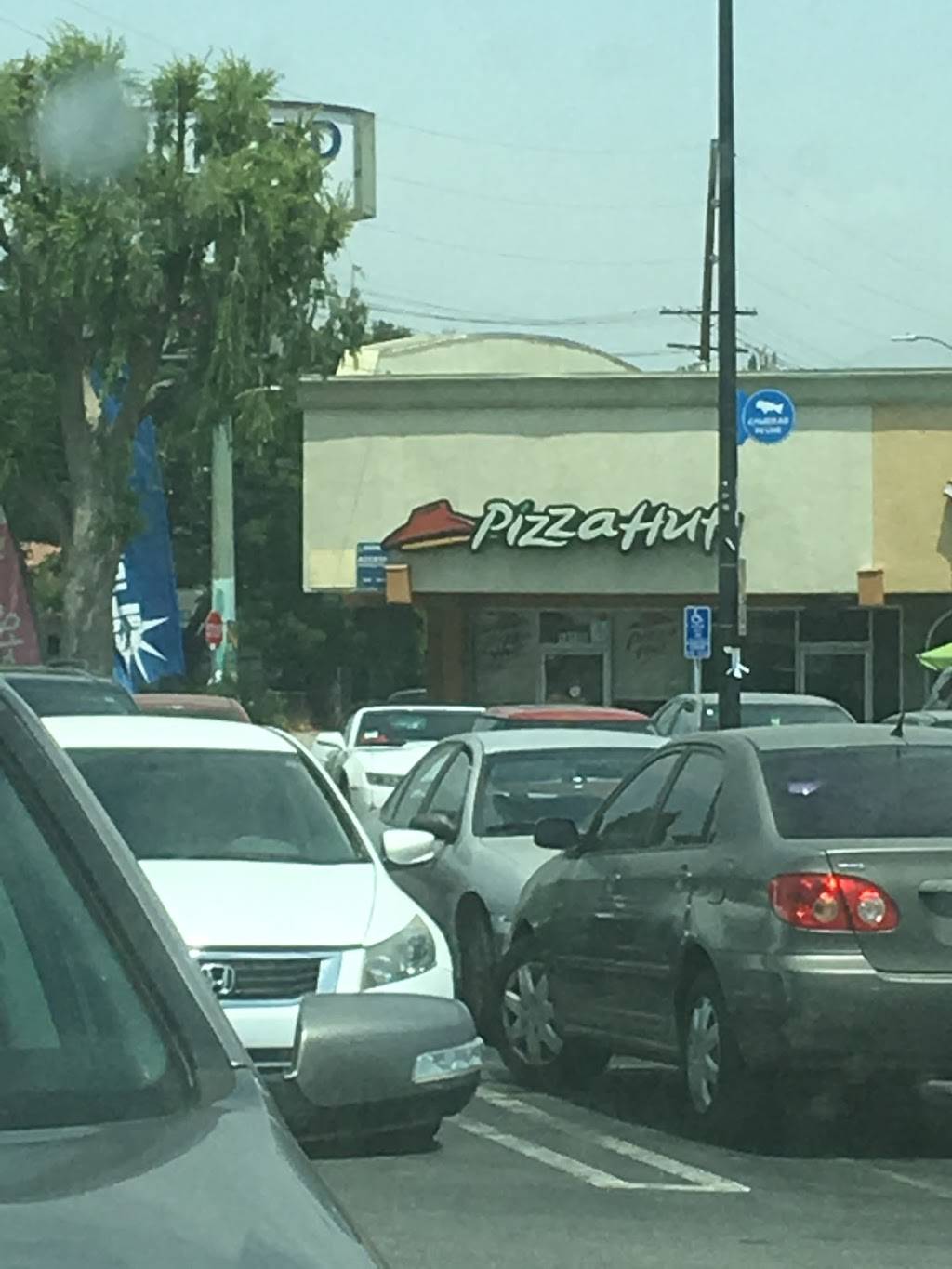Pizza Hut | restaurant | 14500 Nordhoff St, Panorama City, CA 91402, USA | 8188933333 OR +1 818-893-3333