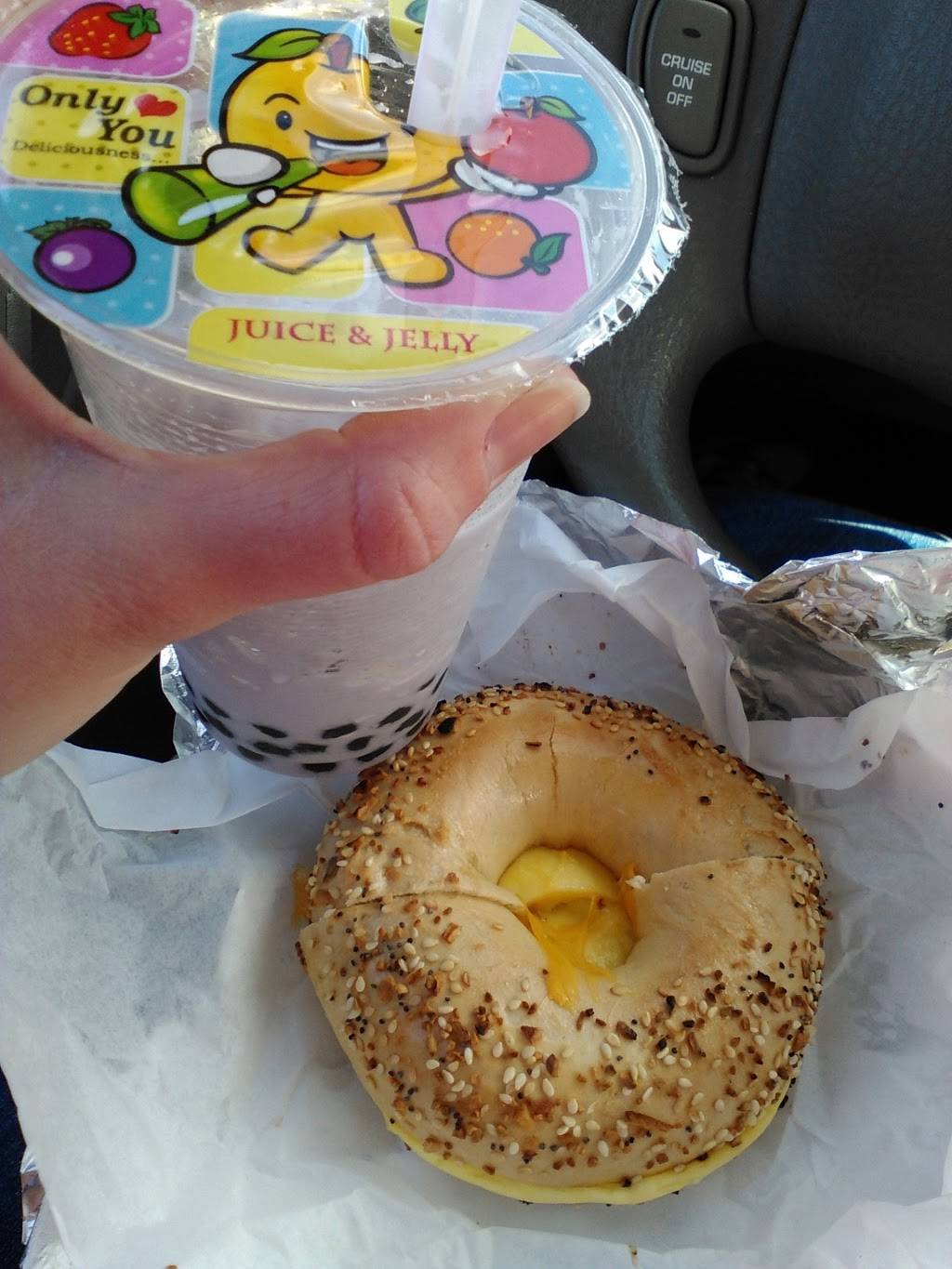 Fresh Bagels And Cafe | cafe | 19700 Beach Blvd, Huntington Beach, CA 92648, USA | 7149628881 OR +1 714-962-8881