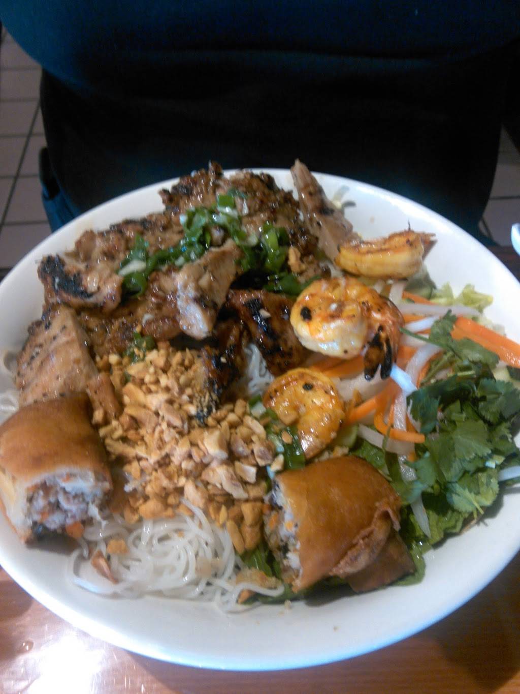 My Tho Vietnamese Cuisine | restaurant | 6175 Stockton Blvd STE # 270, Sacramento, CA 95824, USA | 9164003848 OR +1 916-400-3848