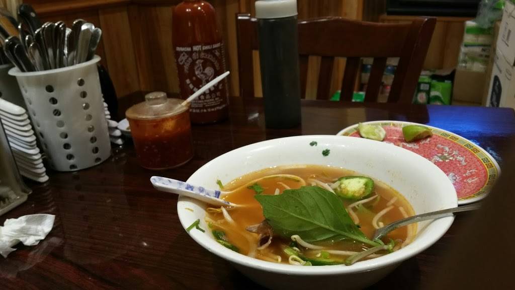 Pho Hung and Grill | restaurant | White Oak Shopping Center,, 11225 New Hampshire Ave, Silver Spring, MD 20904, USA | 3015921515 OR +1 301-592-1515