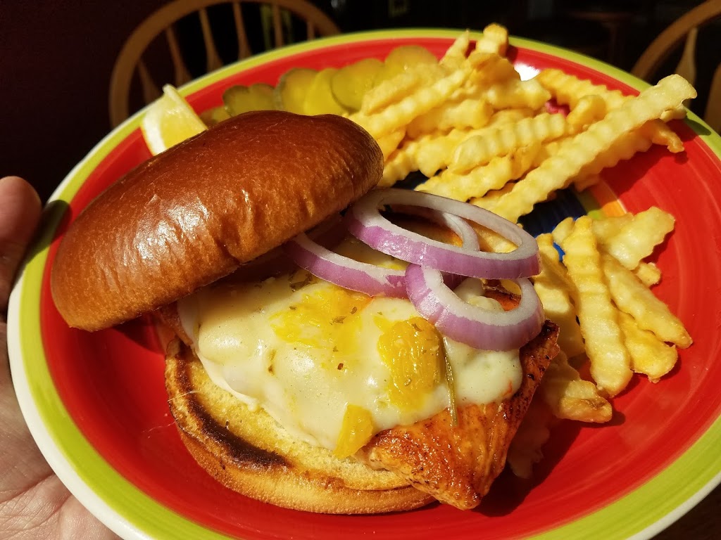 Donny Dus | restaurant | N5894 County Rd D. - S, N Military Rd, Fond du Lac, WI 54937, USA | 9209263309 OR +1 920-926-3309