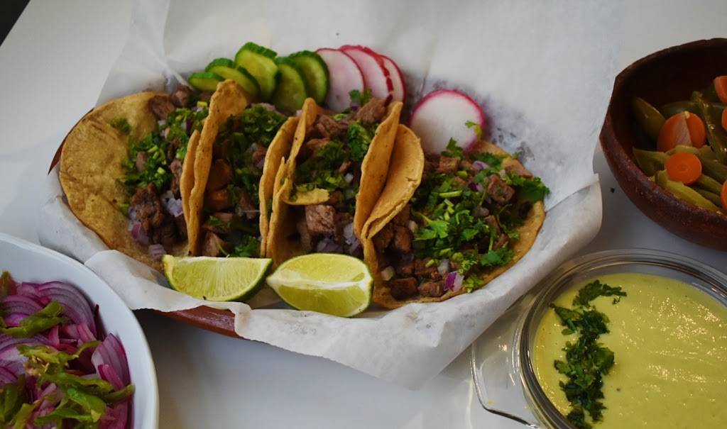 Rosies Cantina | restaurant | 503 Porter Ave, Ocean Springs, MS 39564, USA | 2284474946 OR +1 228-447-4946