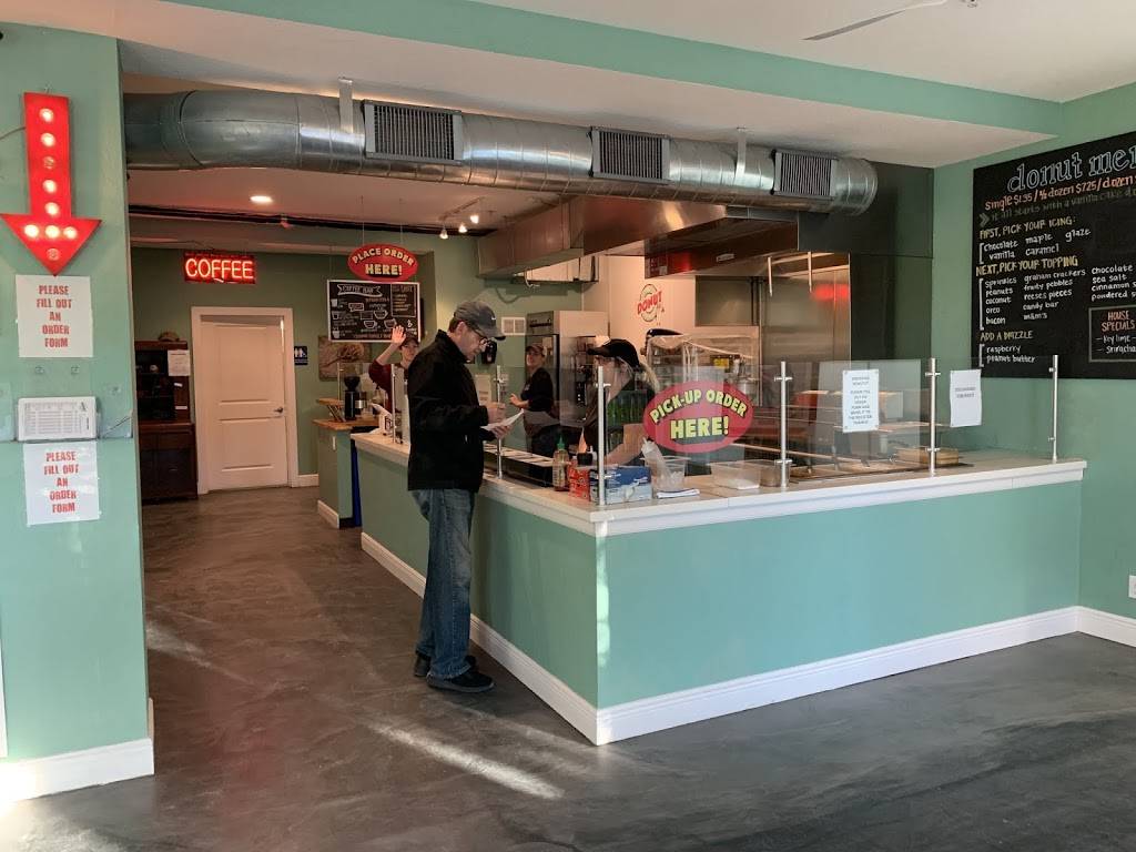 The Donut Experiment | cafe | 210c Pine Ave, Anna Maria, FL 34216, USA | 9418963172 OR +1 941-896-3172