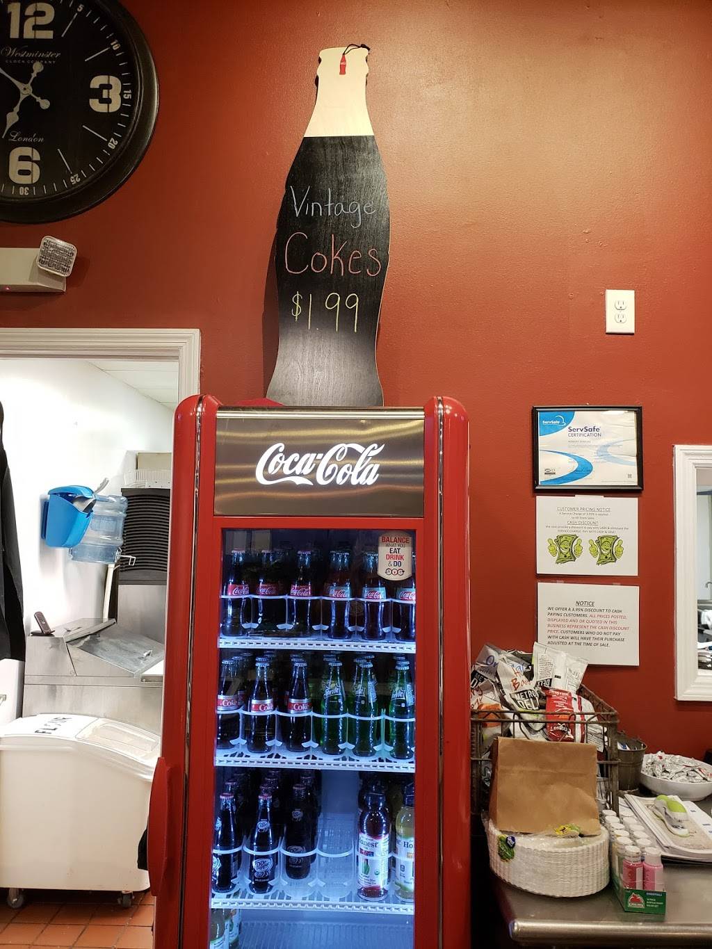 Mr. Eds On Broadway | restaurant | 1207 Broadway, Columbus, GA 31901, USA | 7065075880 OR +1 706-507-5880