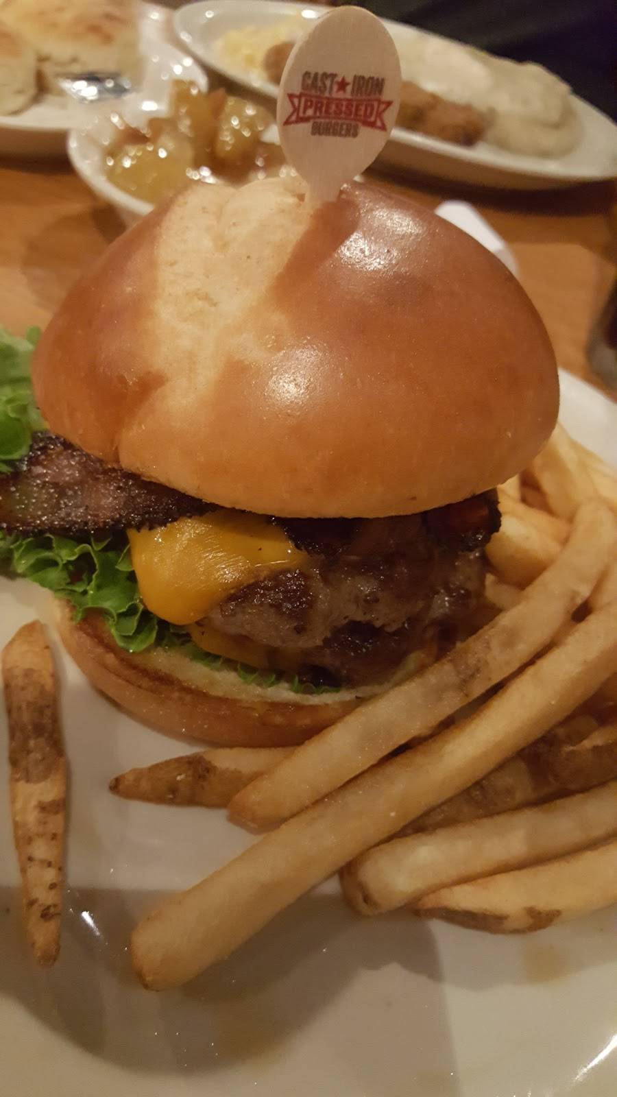 Cracker Barrel Old Country Store | restaurant | 217 Hillcrest Pkwy, Chesapeake, VA 23322, USA | 7574217077 OR +1 757-421-7077