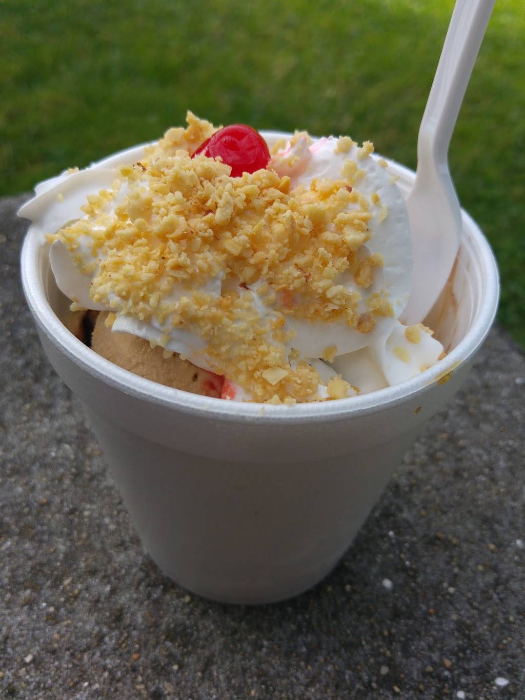 Hoppies | meal takeaway | 2 Lafayette Park, Oxford, NY 13830, USA | 6078432663 OR +1 607-843-2663