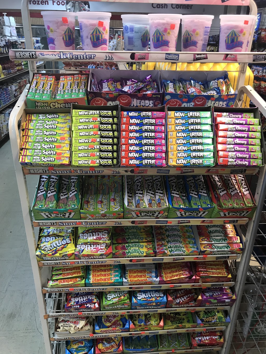 Country Pantry Food Mart & Tobacco | restaurant | 4001 175th St, Country Club Hills, IL 60478, USA | 7085173258 OR +1 708-517-3258