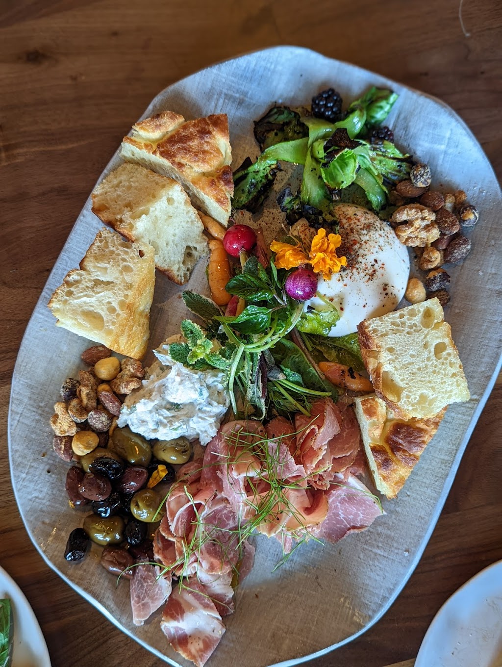 Bar Juillet | restaurant | 47 N Main St, Ashland, OR 97520, USA | 5416256536 OR +1 541-625-6536