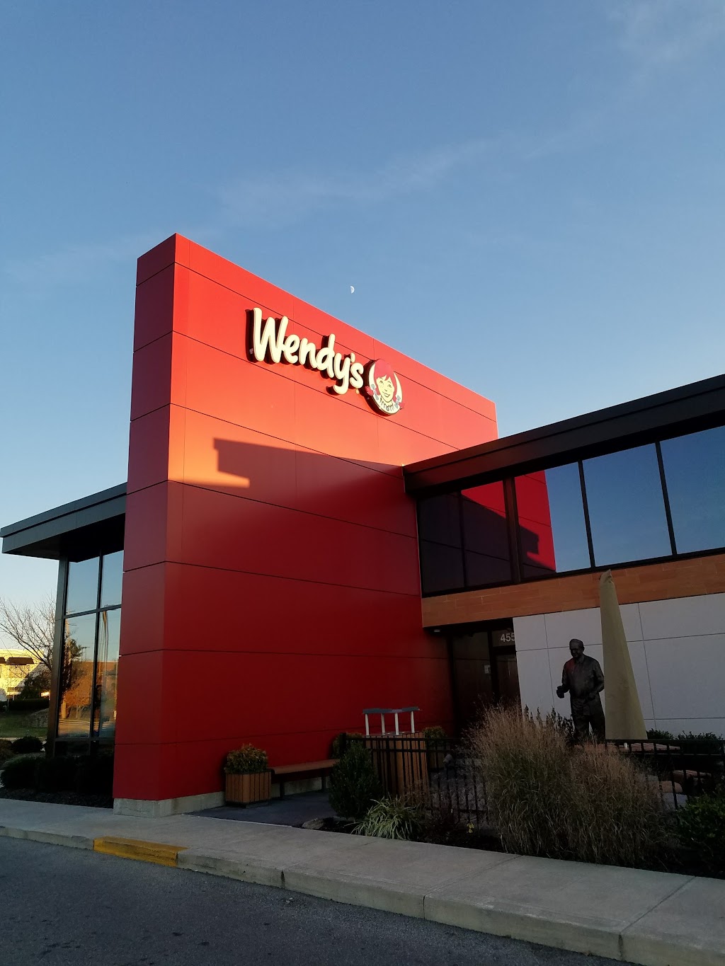 The Shoppes at River Ridge | shopping mall | 4305 W Dublin Granville Rd, Dublin, OH 43017, USA | 6147179002 OR +1 614-717-9002