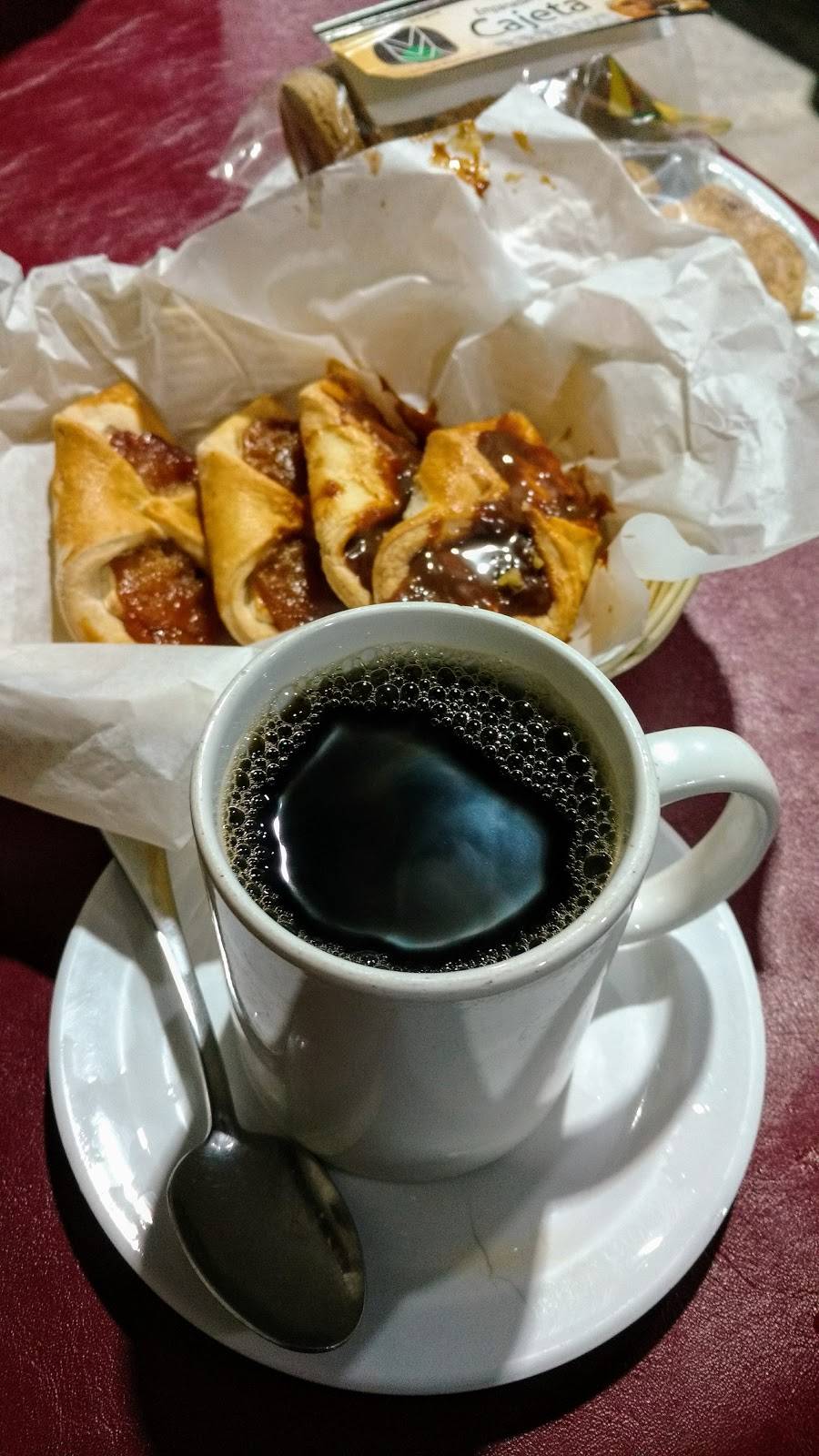 Menudería Guadalajara ROSARITO | restaurant | Hacienda Floresta del Mar, 22703 Rosarito, B.C., Mexico | 016611002211 OR +52 661 100 2211