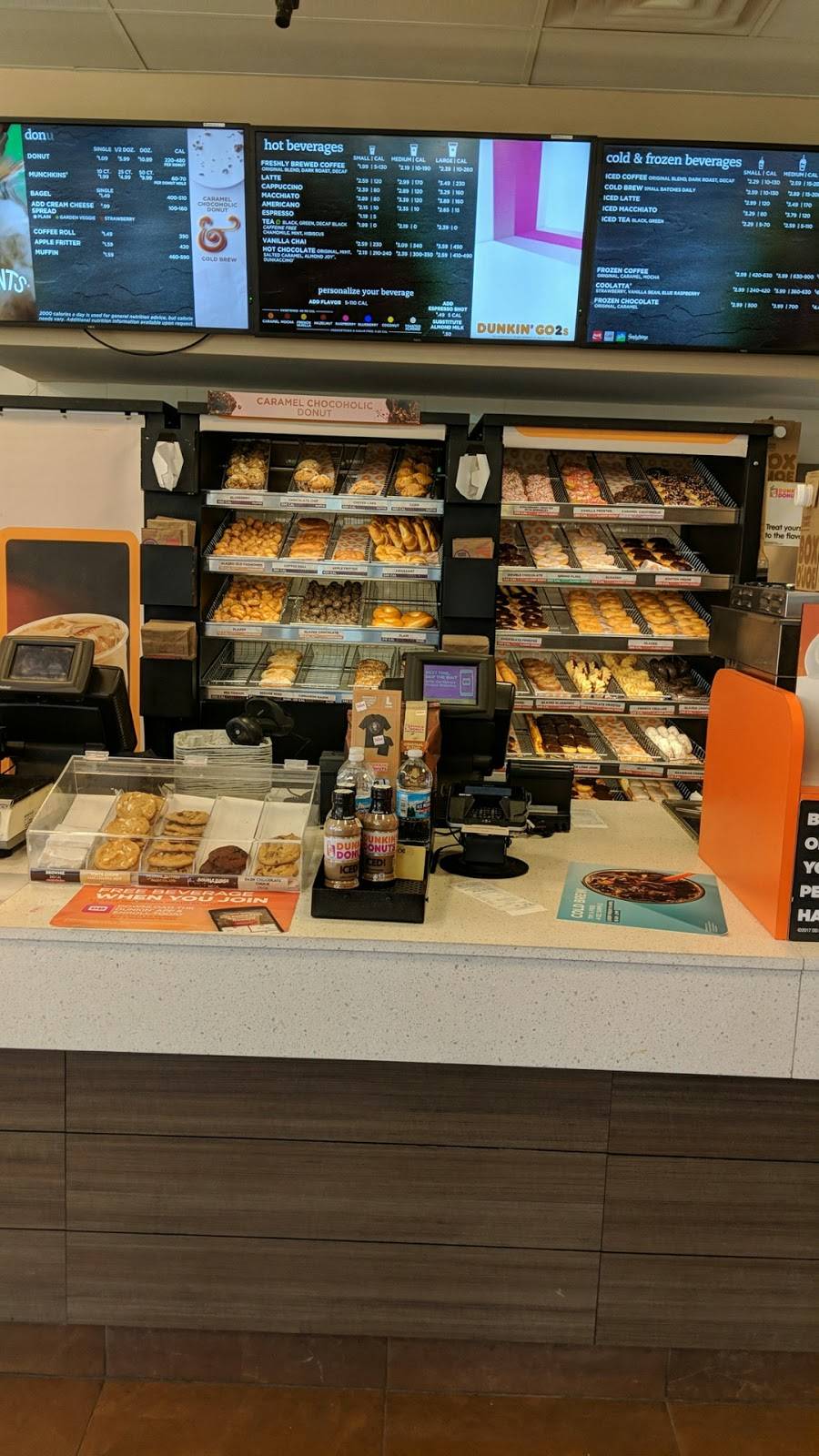 Dunkin Donuts | cafe | 6001 W Addison St, Chicago, IL 60634, USA | 7732021915 OR +1 773-202-1915