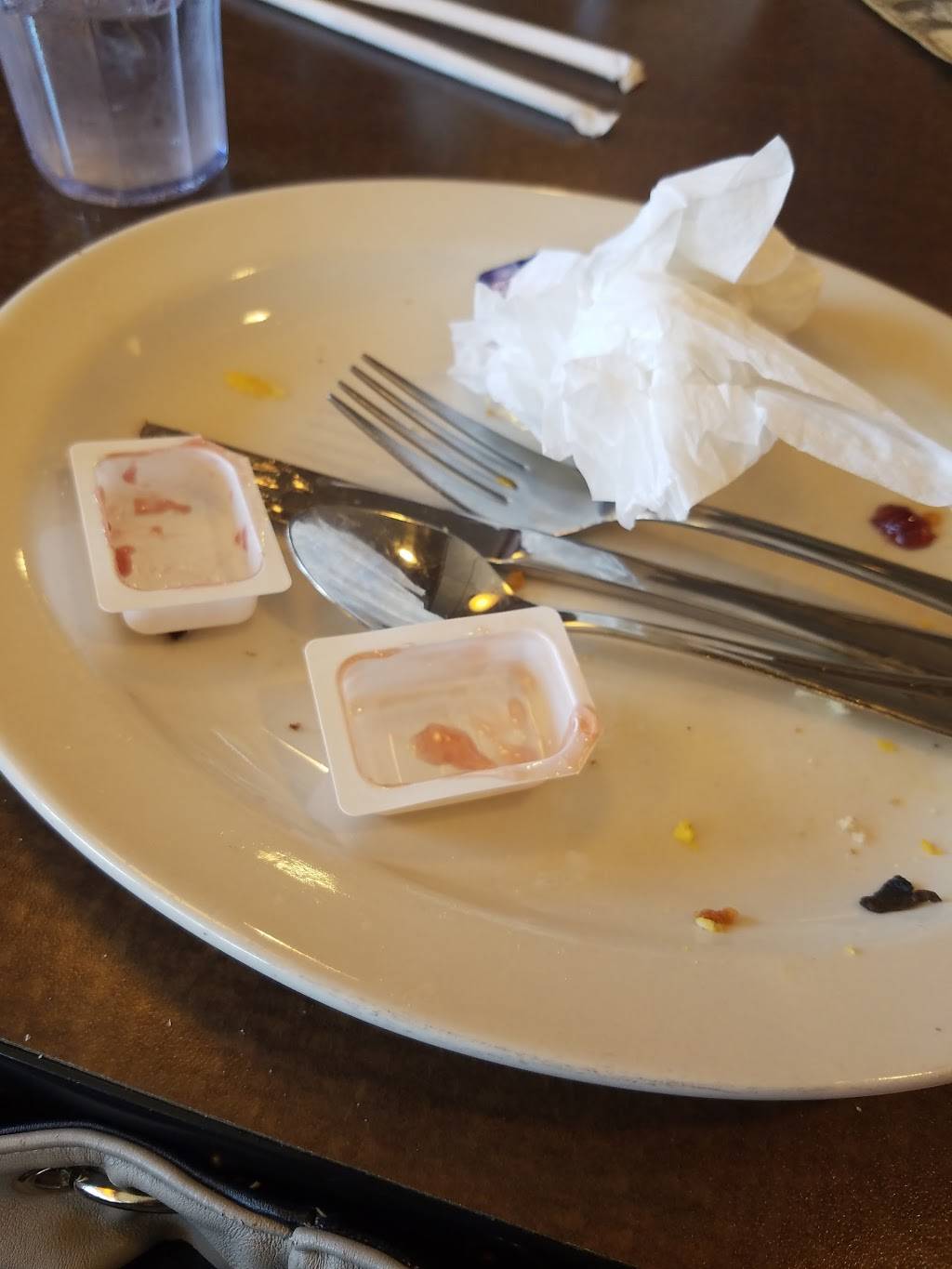 Eatn Park | restaurant | 50620 Valley, Center St, St Clairsville, OH 43950, USA | 7406955507 OR +1 740-695-5507