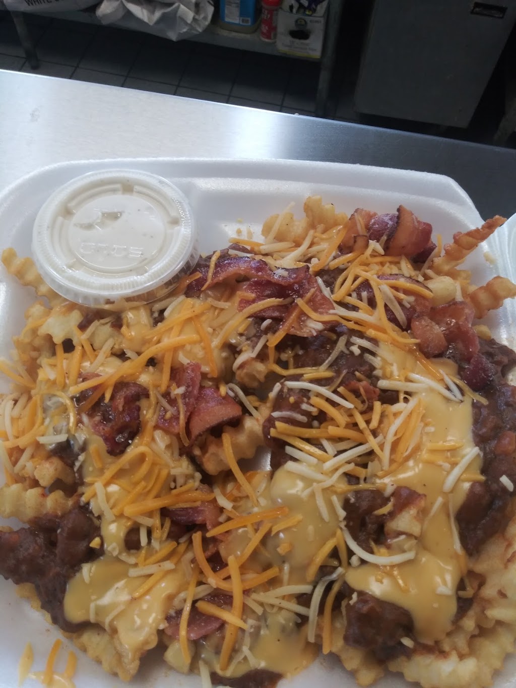 Pattys Hotdogs | restaurant | 1500 31st St SW, Birmingham, AL 35221, USA | 2057775237 OR +1 205-777-5237