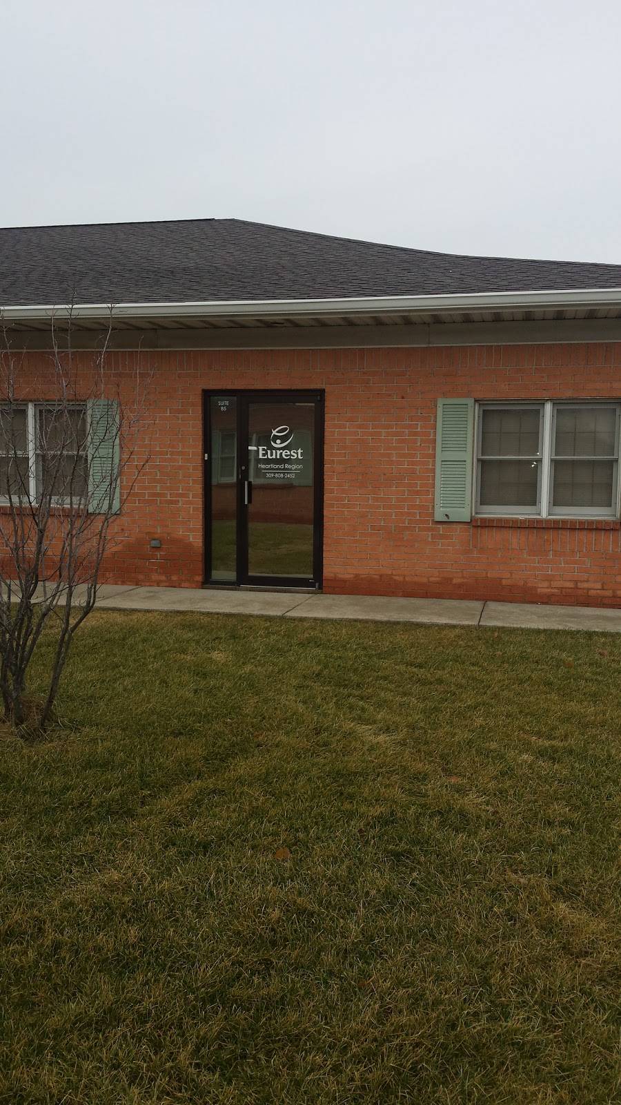 Eurest Dining Services | restaurant | 211 Landmark Dr, Normal, IL 61761, USA | 3098082452 OR +1 309-808-2452