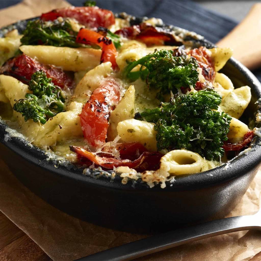 The Bistro – Eat. Drink. Connect.® | restaurant | 4100 Sheridan Dr, Buffalo, NY 14221, USA | 7166262300 OR +1 716-626-2300