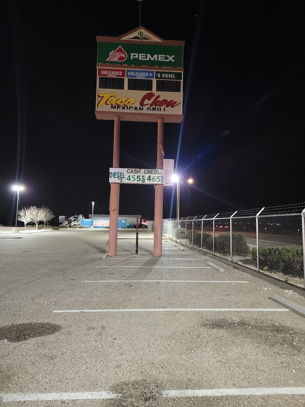 High Desert Truck Stop | restaurant | 15655 US-395, Victorville, CA 92394, USA | 7602463211 OR +1 760-246-3211