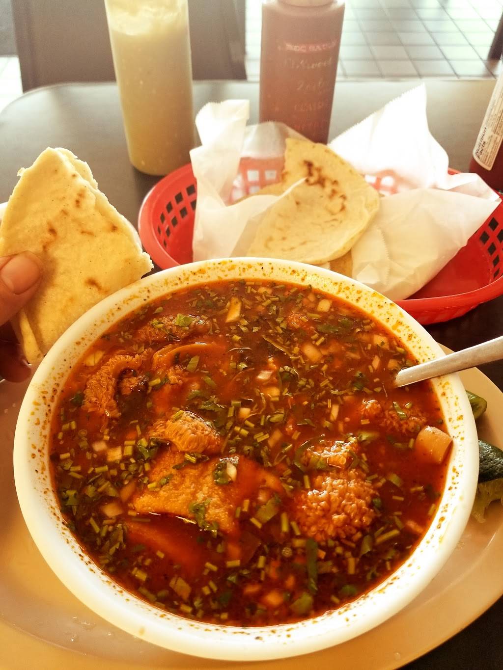 Las Delicias Taqueria Asian Food & Bakery | restaurant | 935 W Tulsa St, Siloam Springs, AR 72761, USA | 4792381205 OR +1 479-238-1205