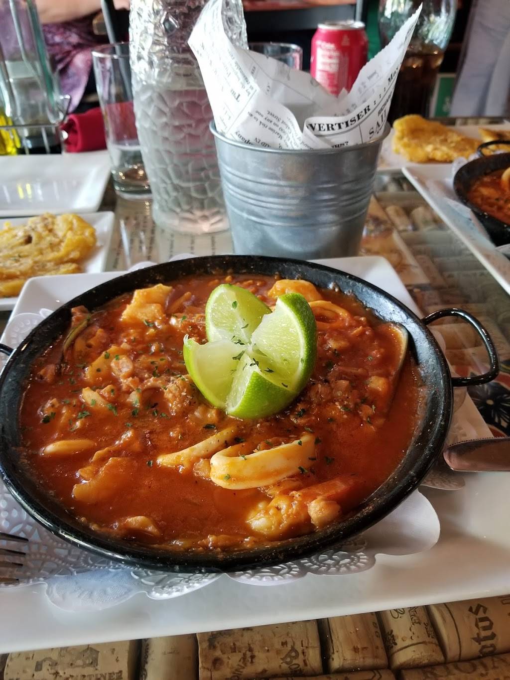 El Pimiento Restaurant | restaurant | 16403 NW 67th Ave, Miami Lakes, FL 33014, USA | 3058268181 OR +1 305-826-8181