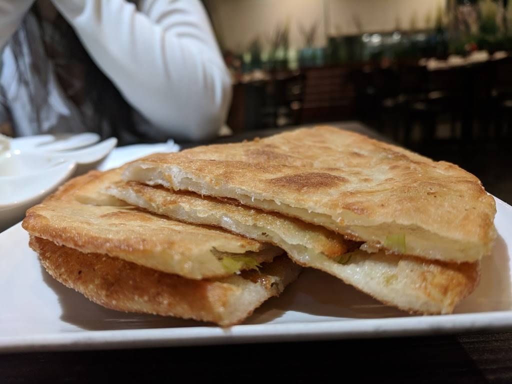 Dumpling Legend | restaurant | 176-61 Union Tpke, Fresh Meadows, NY 11366, USA | 7183800028 OR +1 718-380-0028