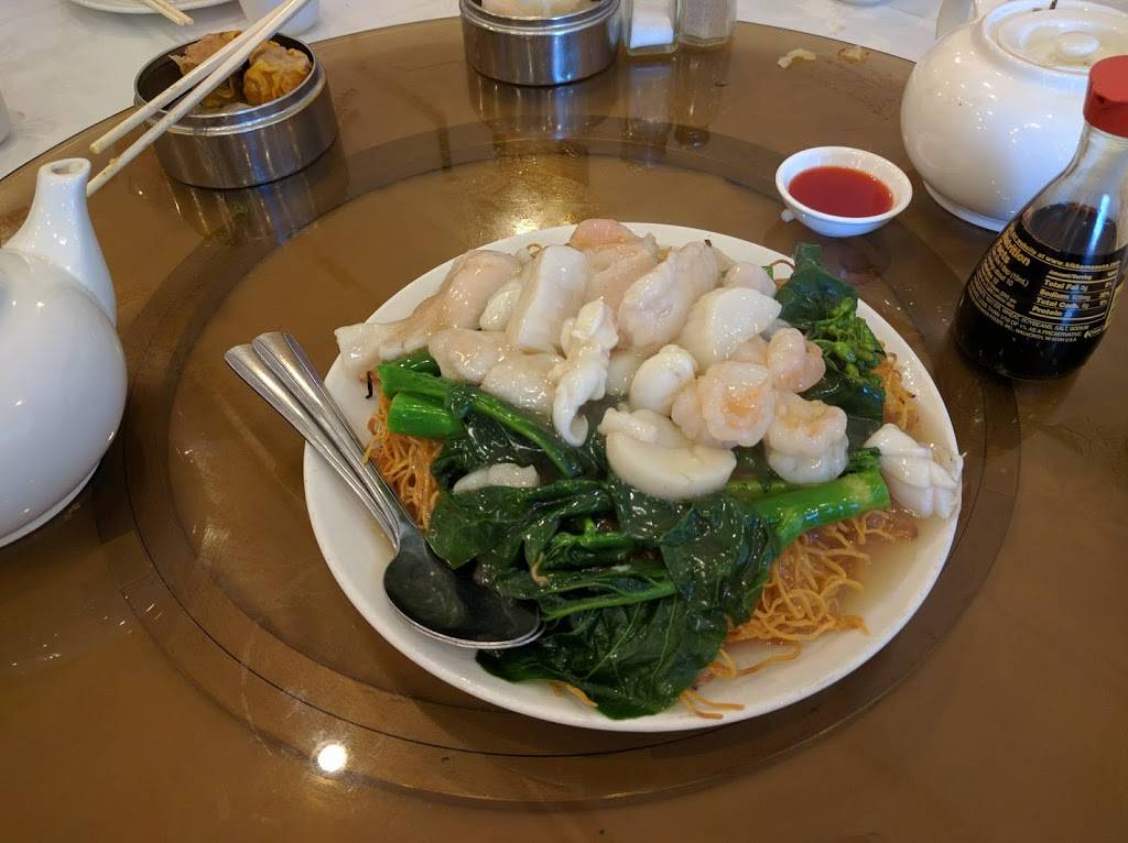 CBS Seafood | restaurant | 700 N Spring St, Los Angeles, CA 90012, USA | 2136172323 OR +1 213-617-2323