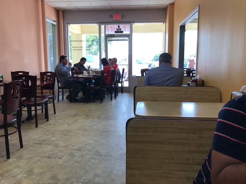 Olive Cafe | restaurant | 9530 James A Reed Rd, Kansas City, MO 64134, USA | 8167630009 OR +1 816-763-0009