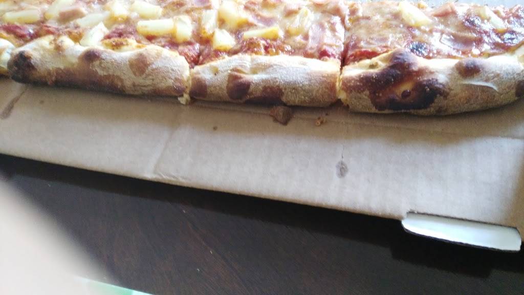 Naples Pizza | restaurant | 1284 Prince Rd, Windsor, ON N9C 3A2, Canada | 5192532333 OR +1 519-253-2333