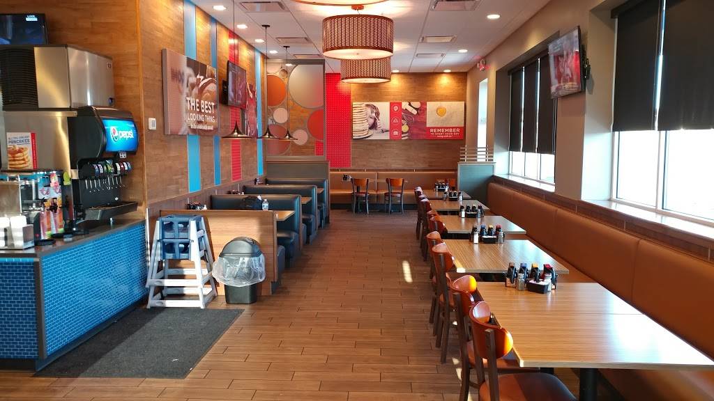 IHOP | restaurant | 683-B Moores Ferry Rd, Skippers, VA 23879, USA | 4346342440 OR +1 434-634-2440