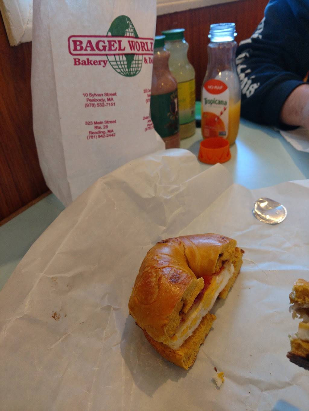 Bagel World II Bakery & Deli | bakery | 203 Canal St, Salem, MA 01970, USA | 9787415225 OR +1 978-741-5225