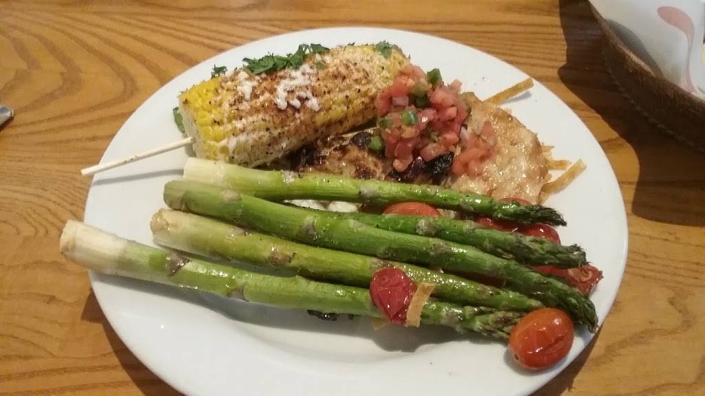 Chilis Grill & Bar | meal takeaway | 4131 S Tamiami Trail, Sarasota, FL 34231, USA | 9419227601 OR +1 941-922-7601