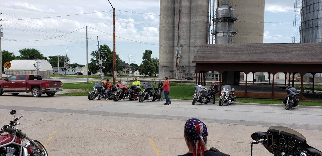 Legacys Bar & Grill | restaurant | 721 Young St, Jesup, IA 50648, USA | 3198273060 OR +1 319-827-3060