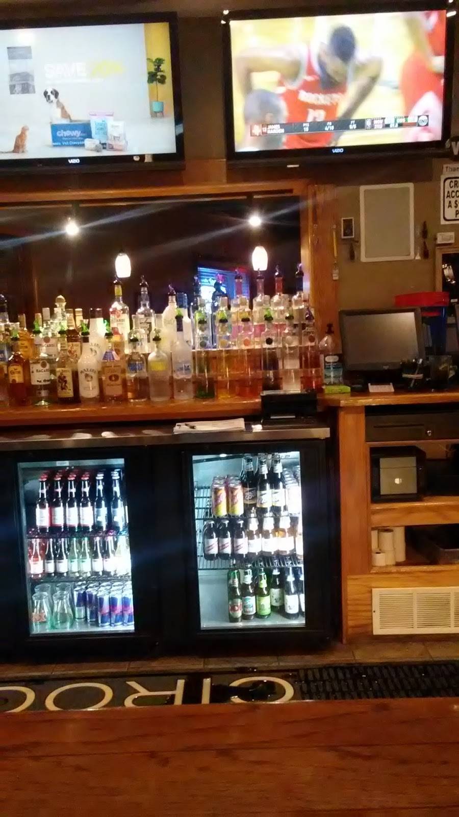 Bennys Sports Bar | night club | 3463 Fulton Rd, Cleveland, OH 44109, USA | 2166614600 OR +1 216-661-4600