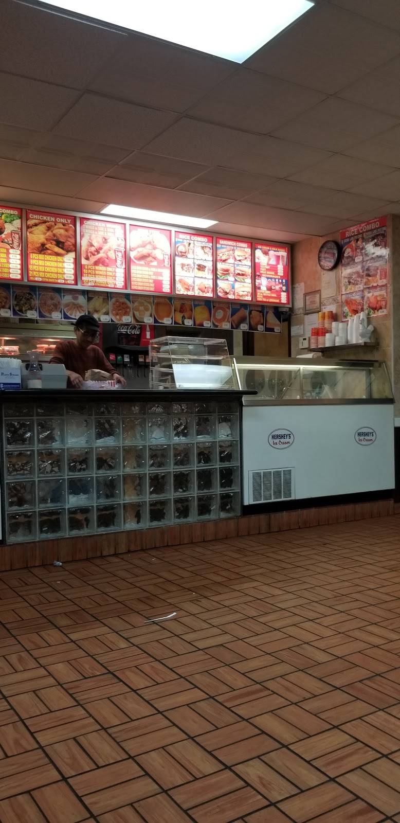 Crown Chicken & Grill | restaurant | 7275 Rising Sun Ave, Philadelphia, PA 19111, USA | 2157220706 OR +1 215-722-0706