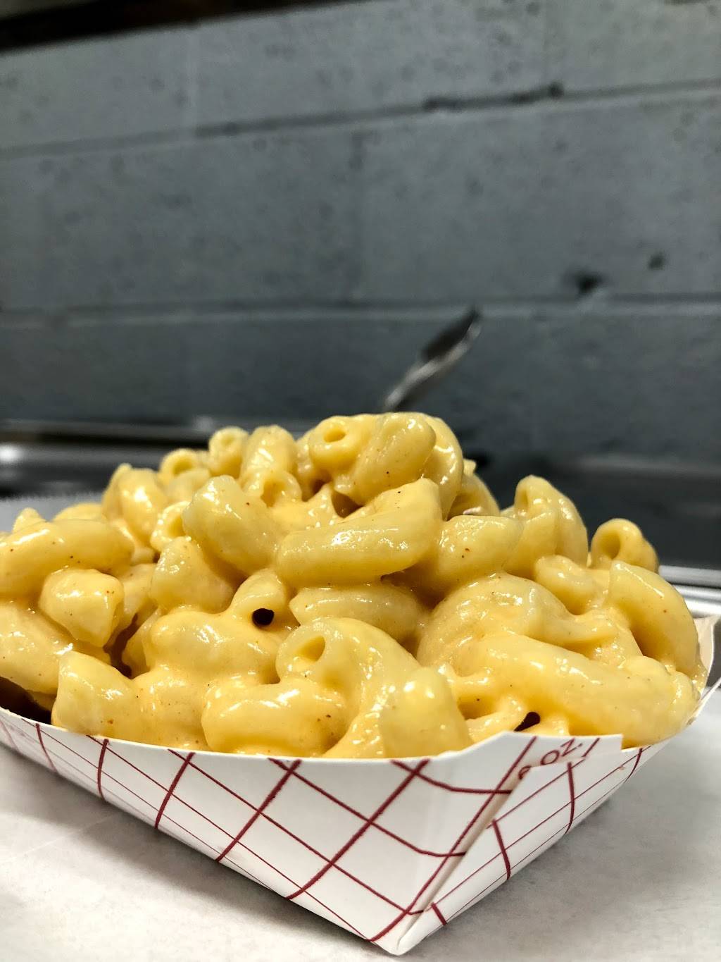 The SmoQue Pit | restaurant | 454 S Main St, Statesboro, GA 30458, USA | 9122599074 OR +1 912-259-9074