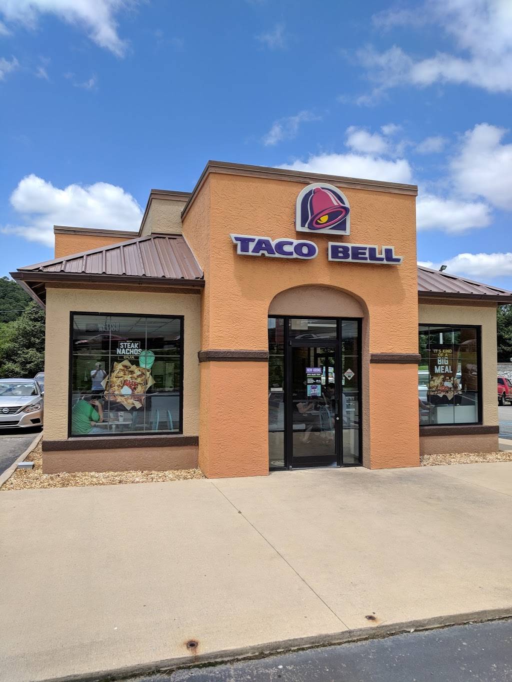 Taco Bell | meal takeaway | 190 Pace Dr, Trenton, GA 30752, USA | 7066576063 OR +1 706-657-6063