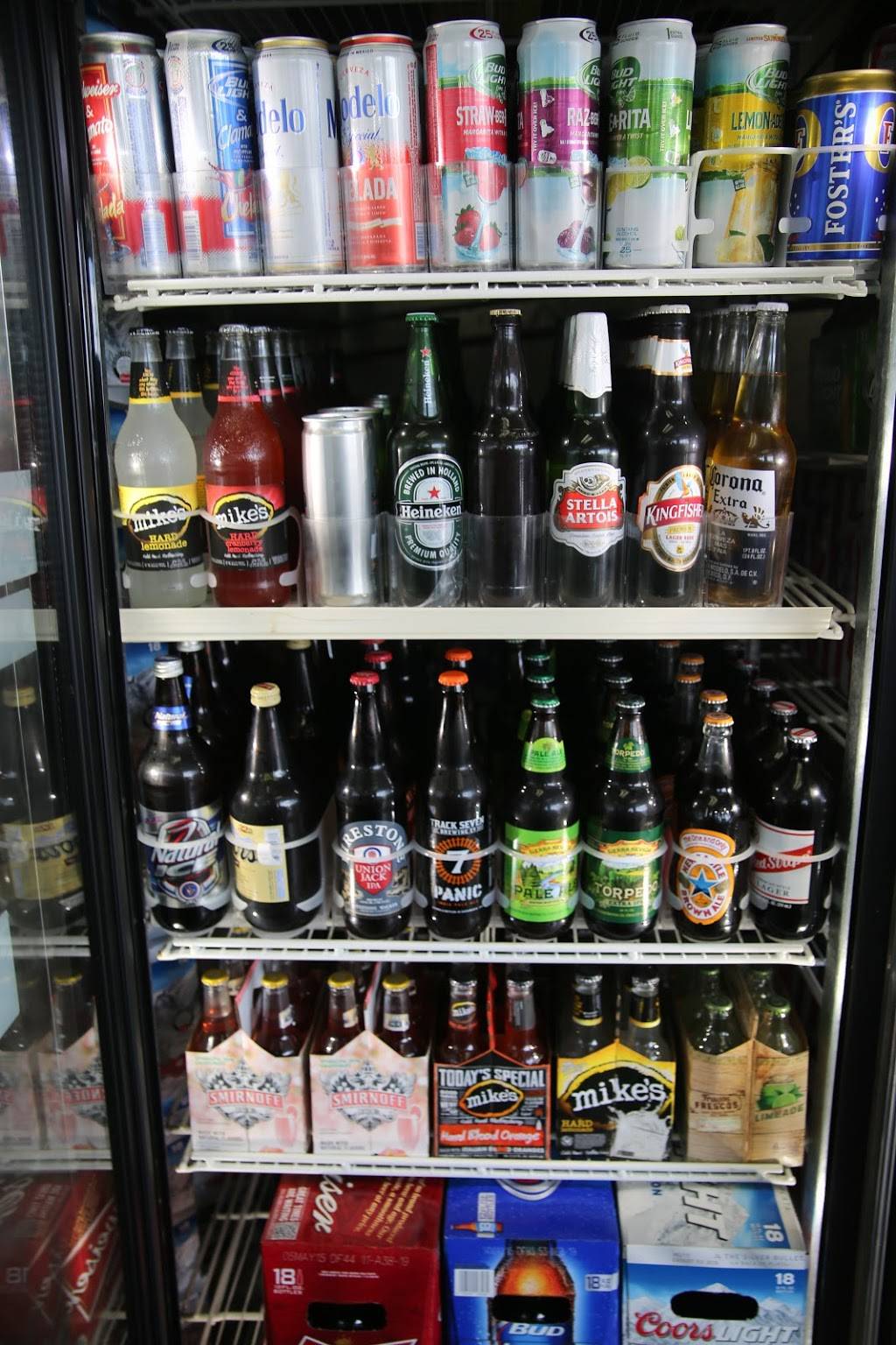 Arden Market | Wine & Liquor | meal takeaway | 4231 Arden Way, Sacramento, CA 95864, USA | 9164874204 OR +1 916-487-4204