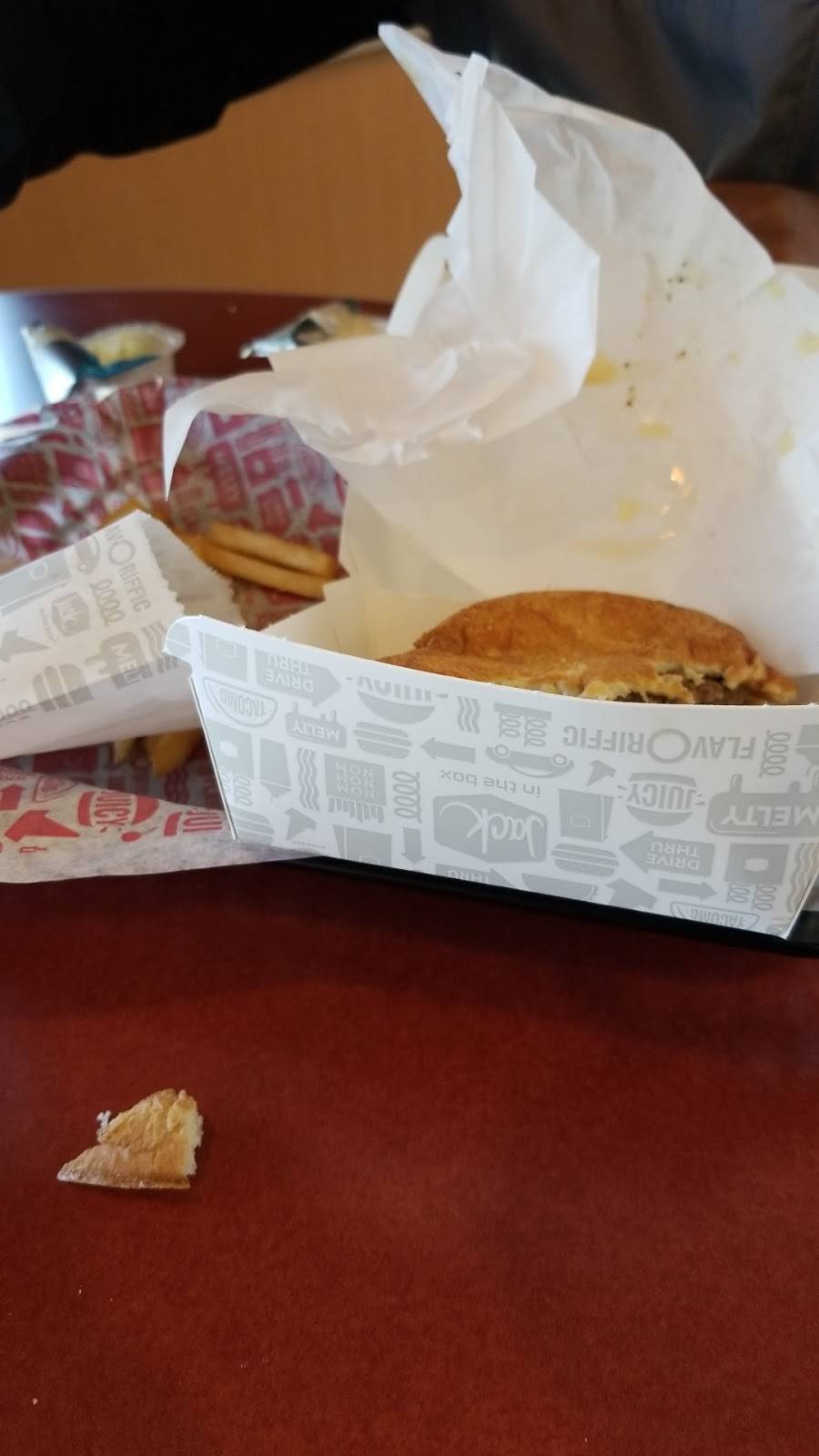 Jack in the Box | restaurant | 1817 Contra Costa Blvd, Pleasant Hill, CA 94523, USA | 9256853542 OR +1 925-685-3542