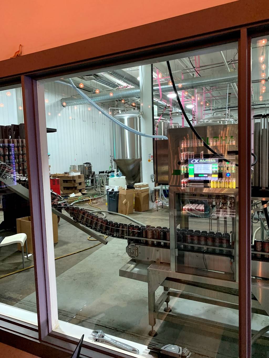 Noctem Artisans Brasseurs - Brasserie St-Malo | restaurant | 1095 Rue Vincent-Massey suite 8, Québec, QC G1N 1N2, Canada | 4187042428 OR +1 418-704-2428