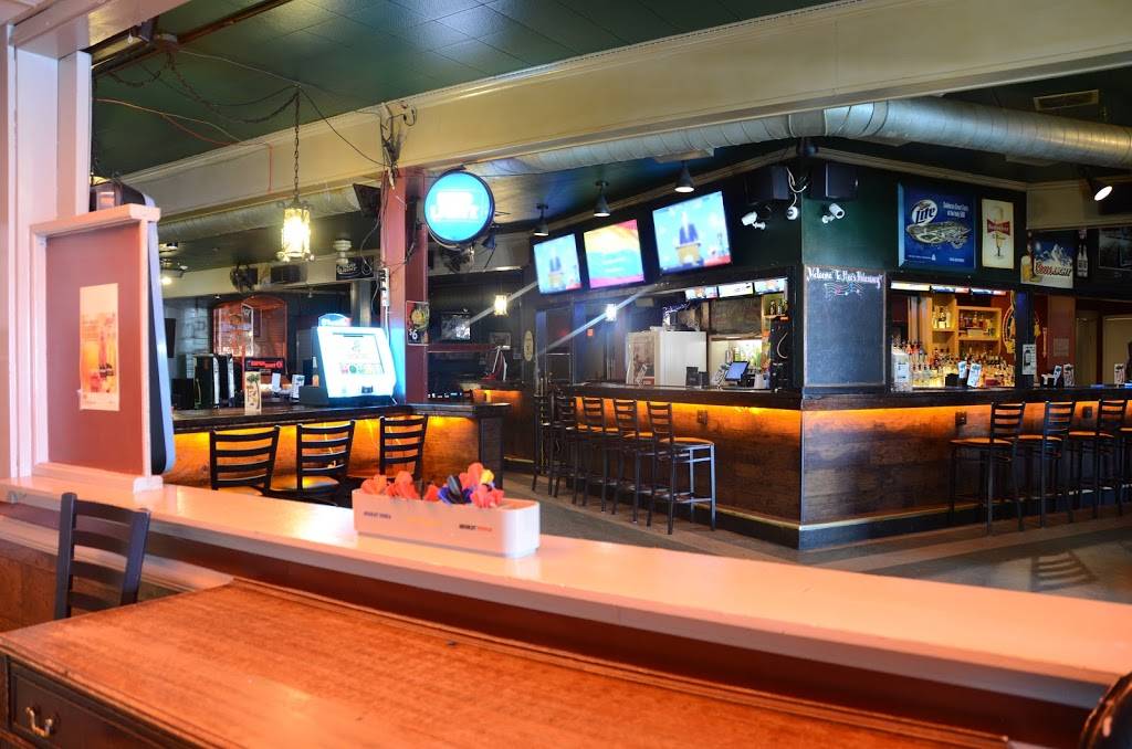 Macs Hideaway | restaurant | 1636 Slate Run Rd AAA, New Albany, IN 47150, USA | 8129454256 OR +1 812-945-4256