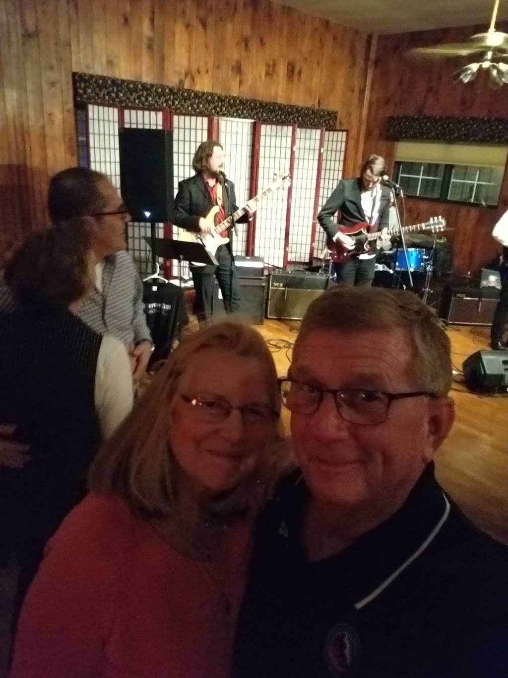 Lancaster Tennis & Yacht Club | restaurant | 2615 Columbia Ave, Lancaster, PA 17603, USA | 7173927826 OR +1 717-392-7826