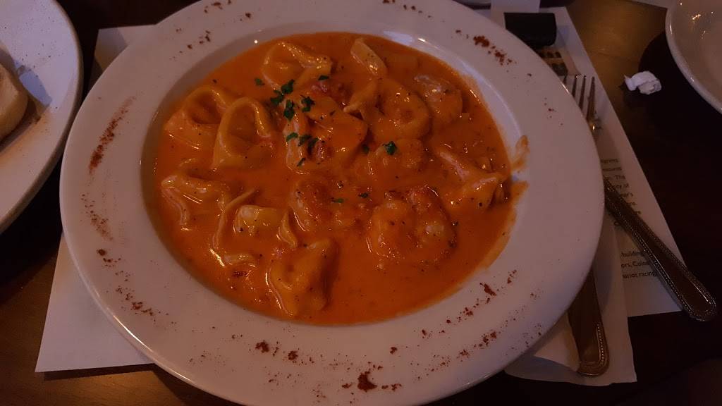 Paesanos Pizza Italian Restaurant | restaurant | 1 W Main St, New Freedom, PA 17349, USA | 7172354879 OR +1 717-235-4879