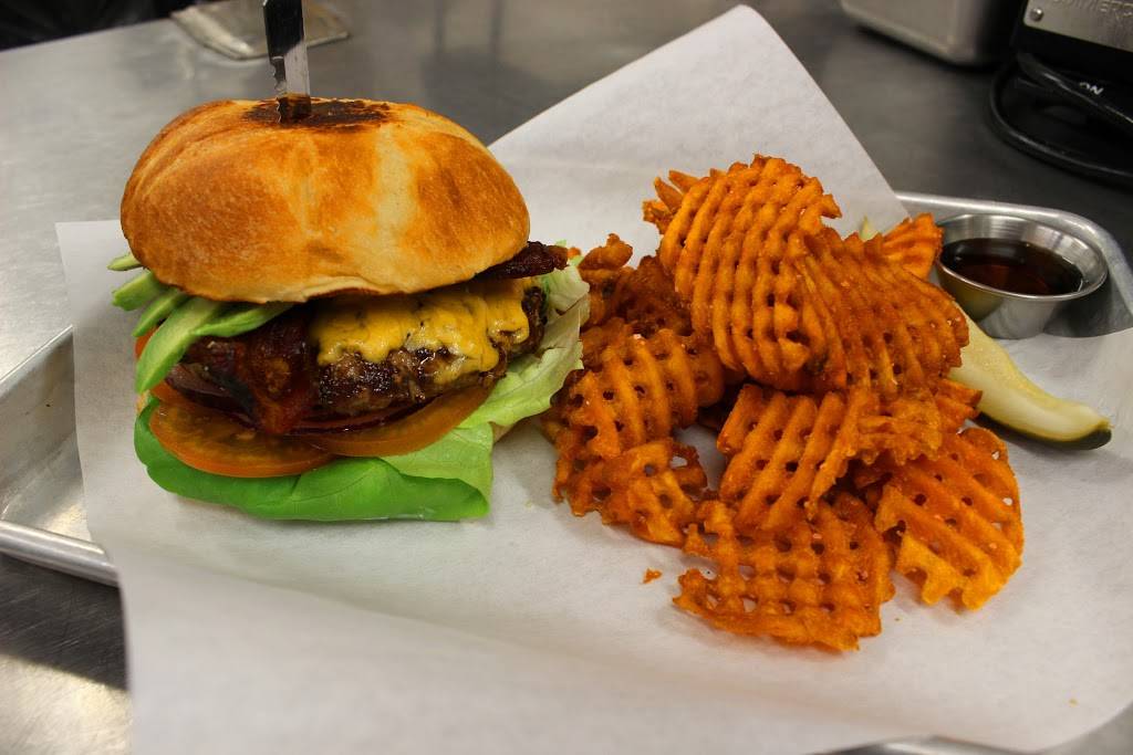 Bayside Landing | restaurant | 3780 Ingraham St, San Diego, CA 92109, USA | 8582709200 OR +1 858-270-9200