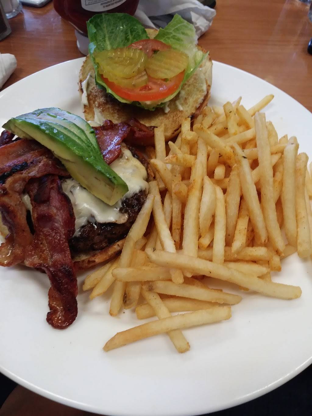 Del Monte Cafe | restaurant | 1642 Del Monte Blvd, Seaside, CA 93955, USA | 8313947851 OR +1 831-394-7851