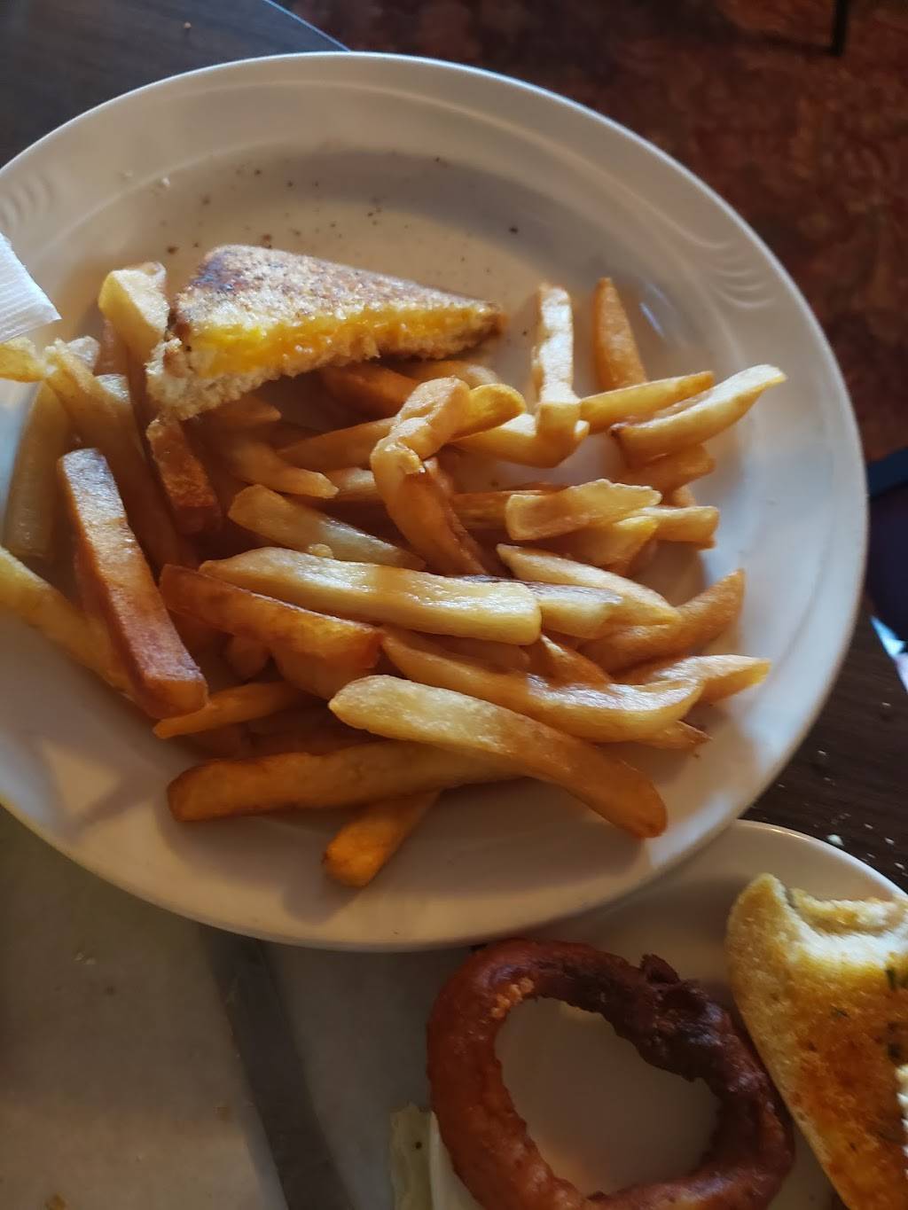 The Hub Restaurant & Lounge | restaurant | 777 VFW Rd, St Robert, MO 65584, USA | 5733369990 OR +1 573-336-9990