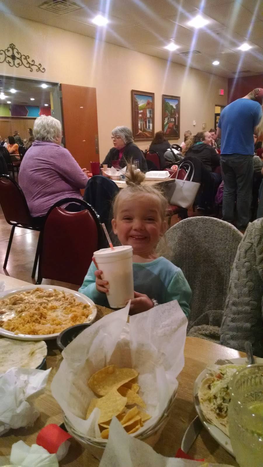 Las Chalupas Mexican Restaurant | restaurant | 2993 South Grove Boulevard, Bargersville, IN 46106, USA | 3175353355 OR +1 317-535-3355