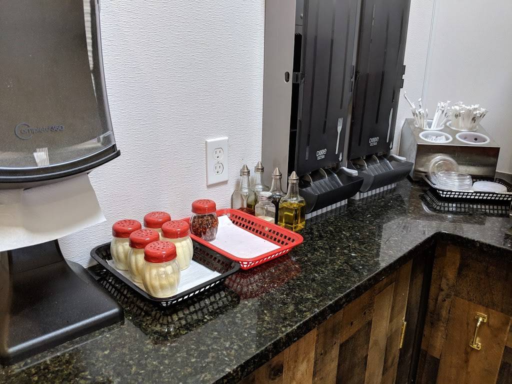 Primo Pizza | restaurant | 10870 US-1 Unit 114, Ponte Vedra Beach, FL 32081, USA | 9042170203 OR +1 904-217-0203